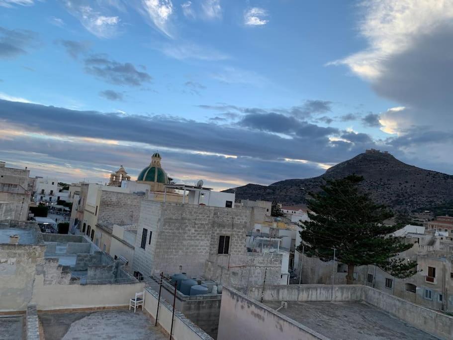 Al Centro Del Centro - Favignana Leilighet Eksteriør bilde